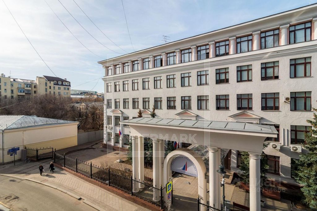 m. Kitay-gorod: Apartment, 3-rooms