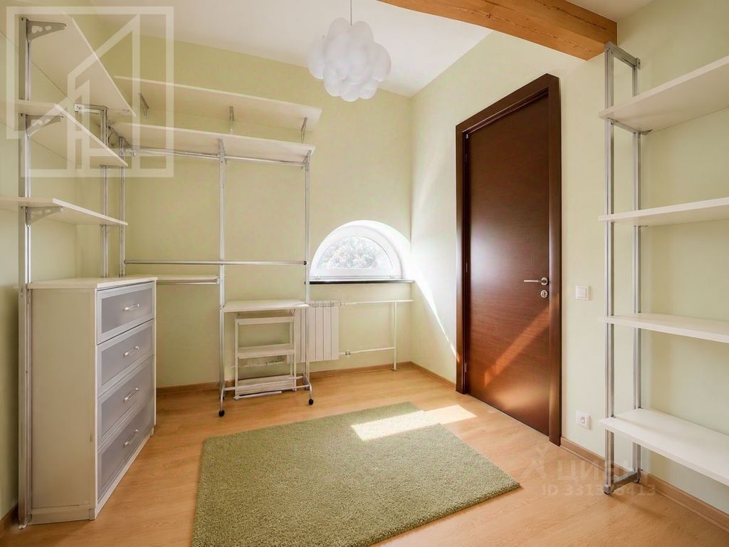 m. Belokamennaya: Apartment, 3-rooms