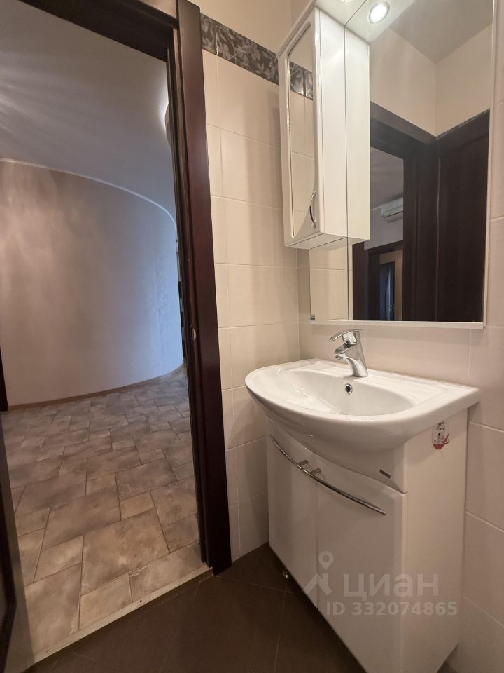 m. Zorge: Apartment, 3-rooms