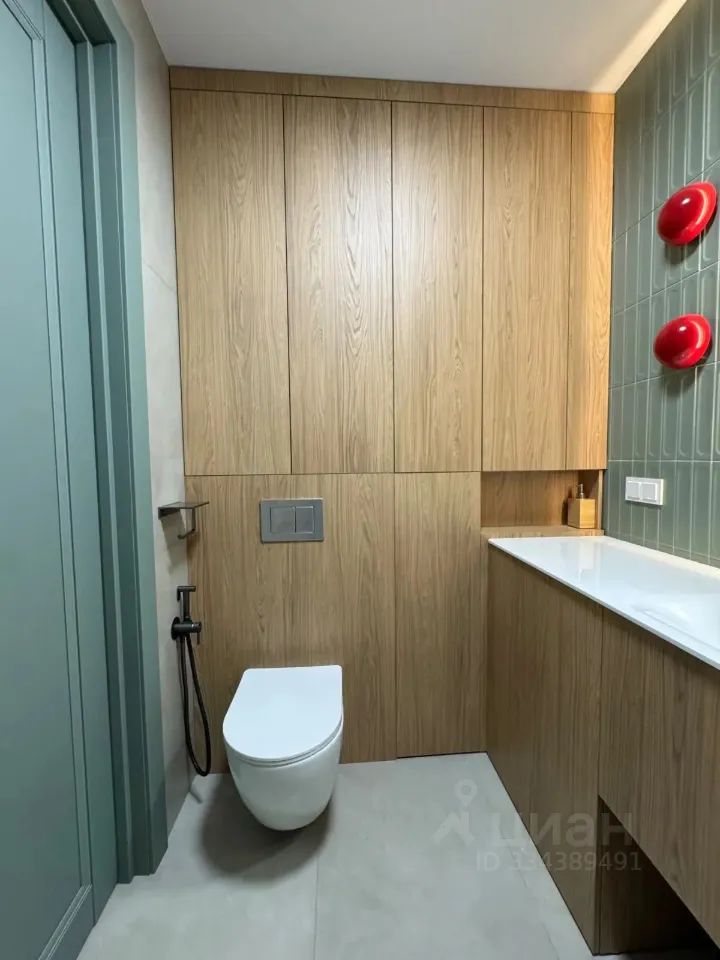 m. Maryina Roscha: Apartment, studio