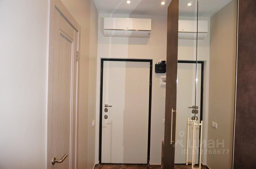 m. Shelepikha: Apartment, studio