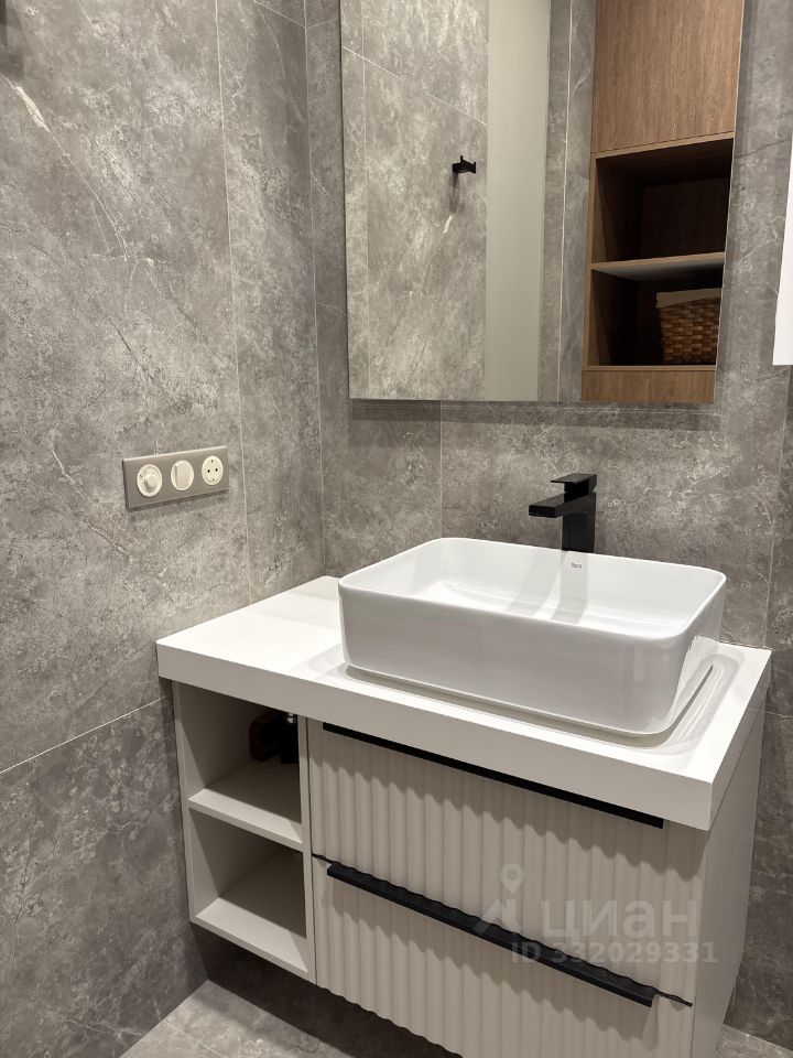 m. Aeroport: Apartment, 3-rooms