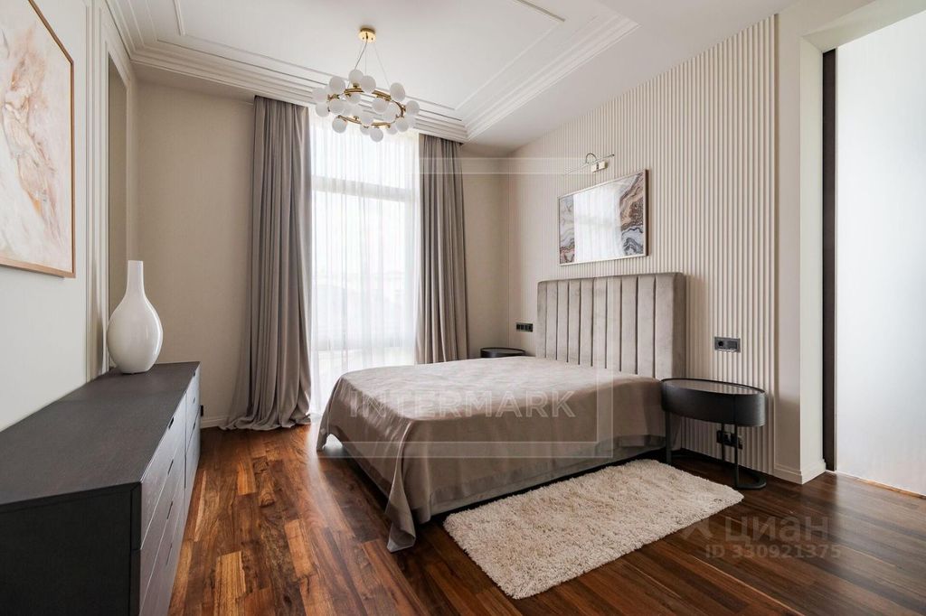 m. Arbatskaya: Apartment, 4-rooms