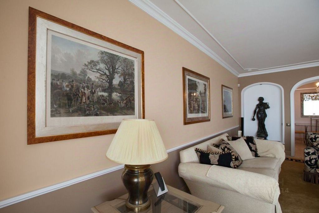m. Barrikadnaya: Apartment, 2-rooms