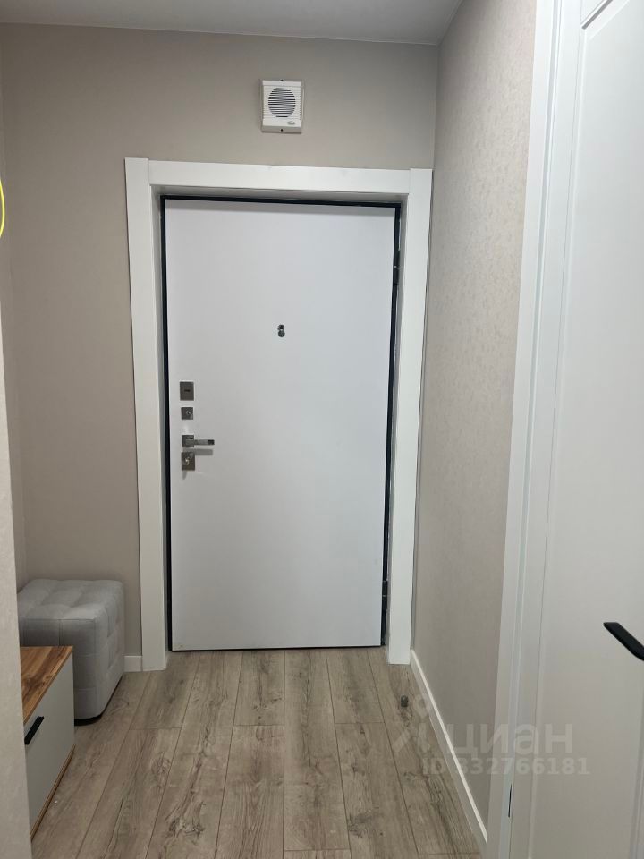 m. Strogino: Apartment, studio