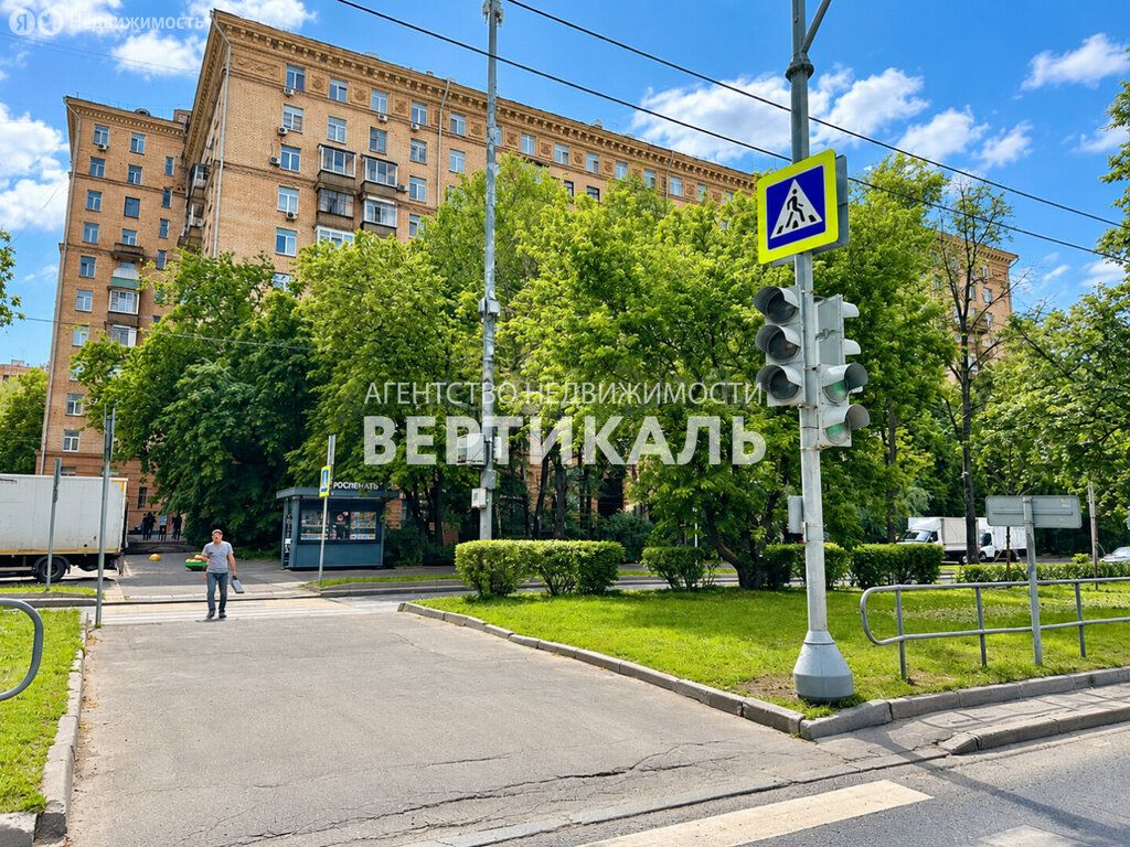 m. Luzhniki: Apartment, 2-rooms