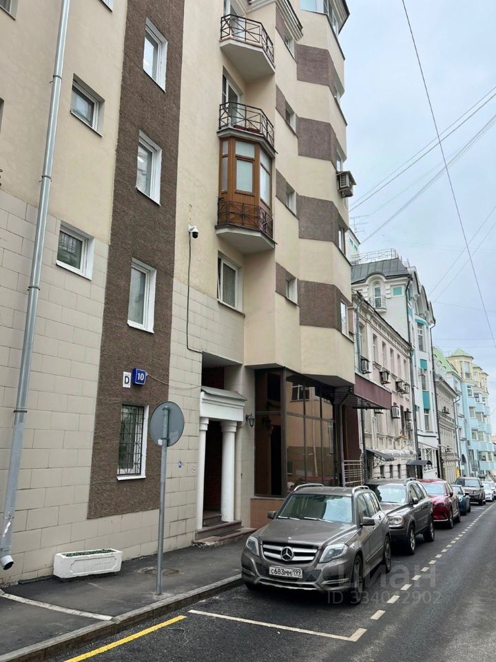 m. Trubnaya: Apartment, 2-rooms