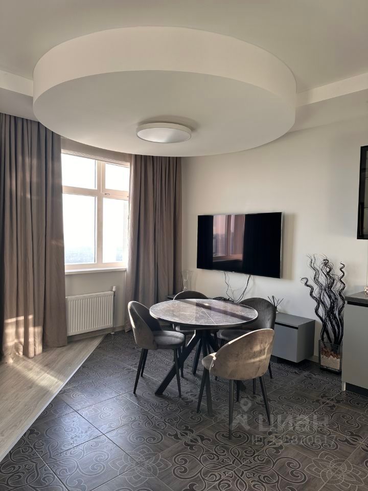 m. Narodnoe Opolchenie: Apartment, 2-rooms