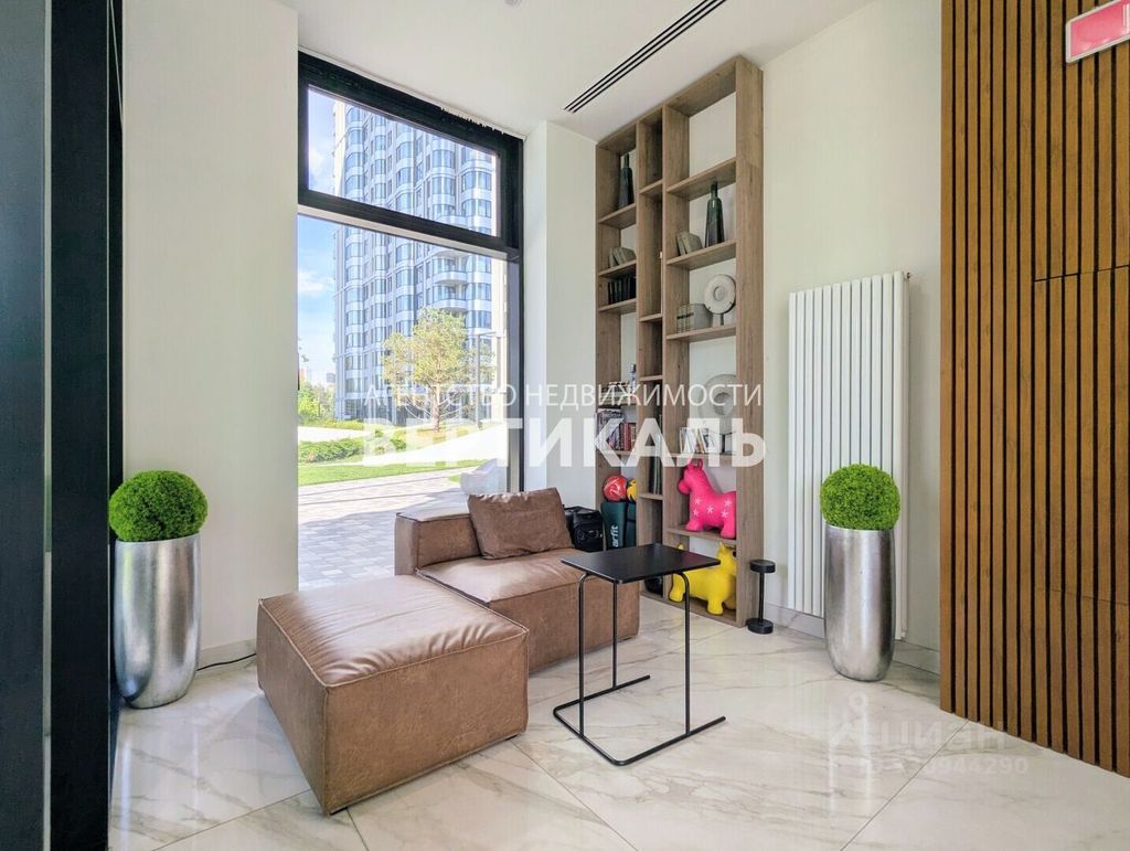 m. Trikotazhnaya: Apartment, studio