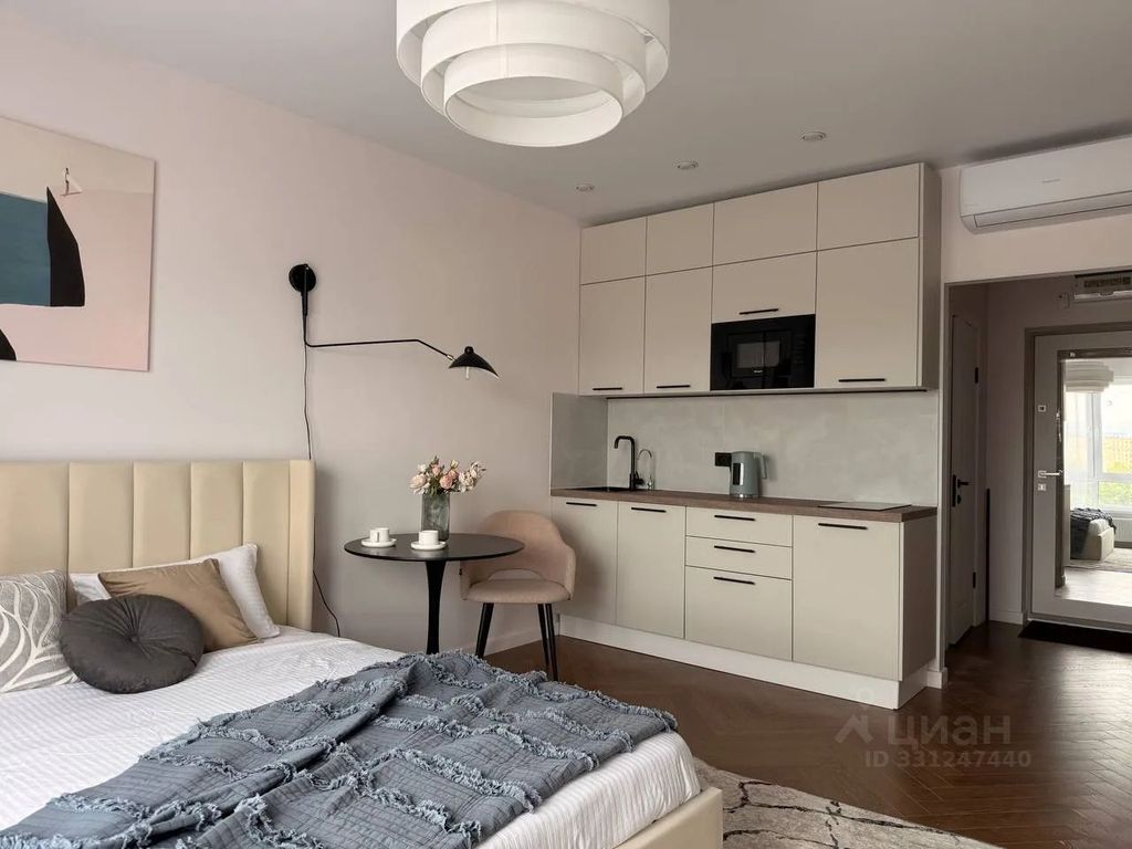 m. Park Pobedy: Apartment, studio