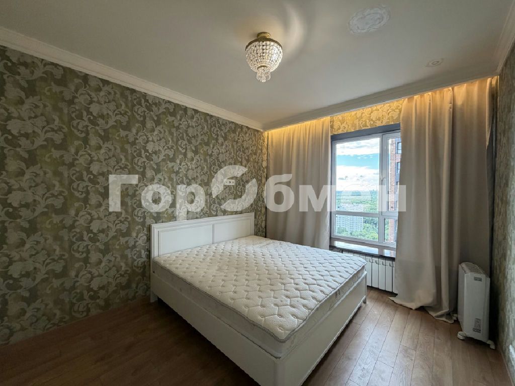 m. Annino: Apartment, 3-rooms