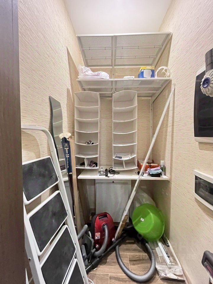 m. Dubrovka: Apartment, 2-rooms