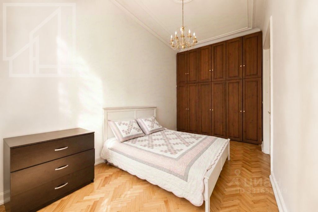 m. Kitay-gorod: Apartment, 4-rooms