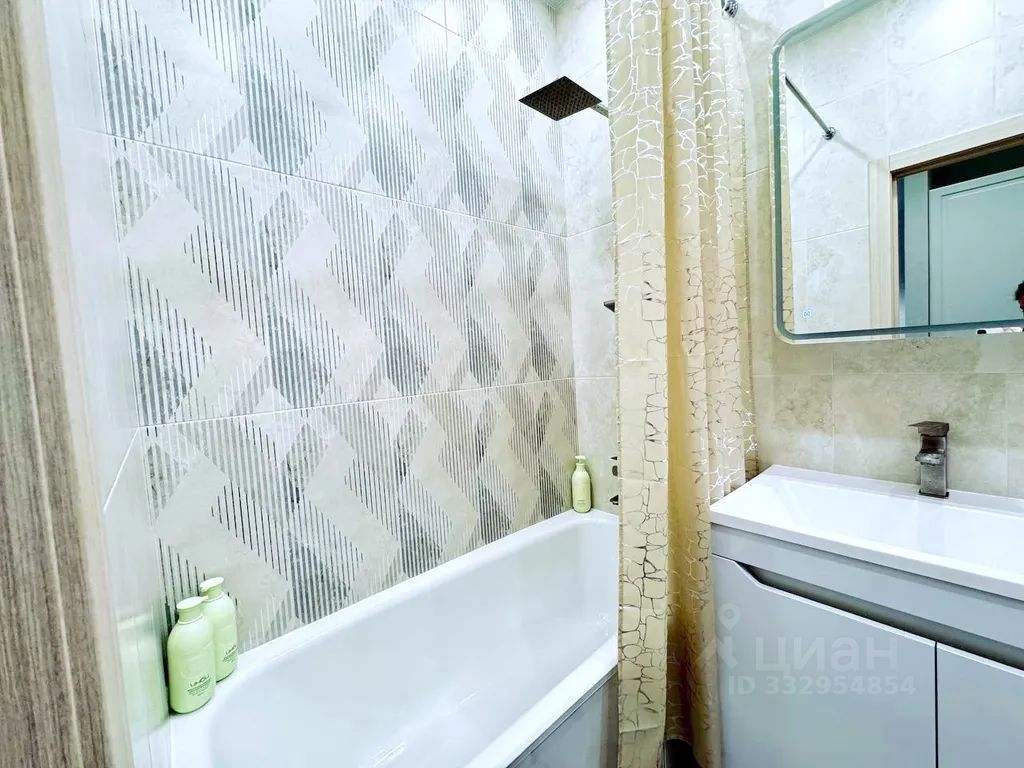 m. Pavshino: Apartment, 1-rooms