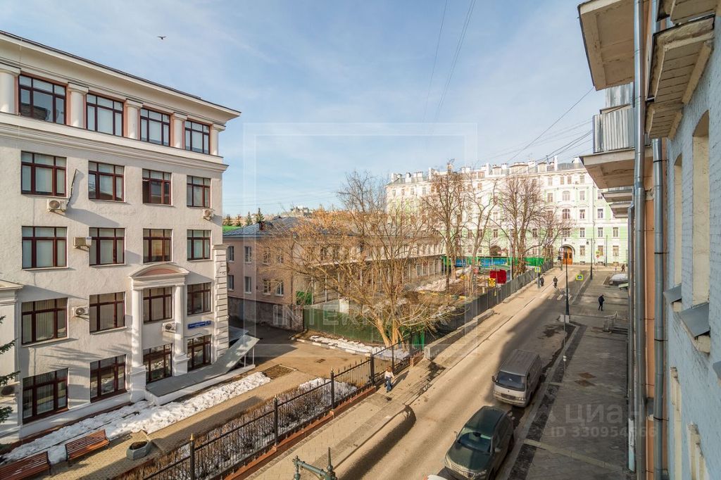 m. Kitay-gorod: Apartment, 3-rooms