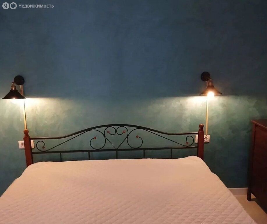 m. ZIL: Apartment, 1-rooms