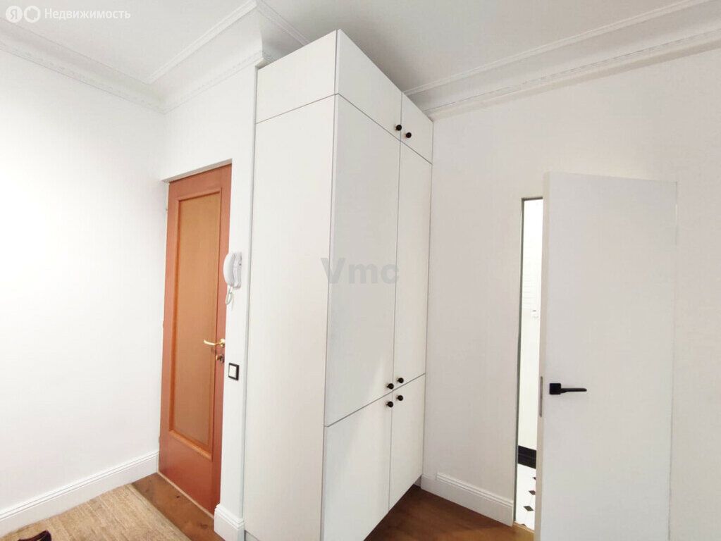 m. Tverskaya: Apartment, 2-rooms