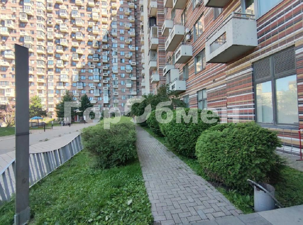 m. Narodnoe Opolchenie: Apartment, 2-rooms