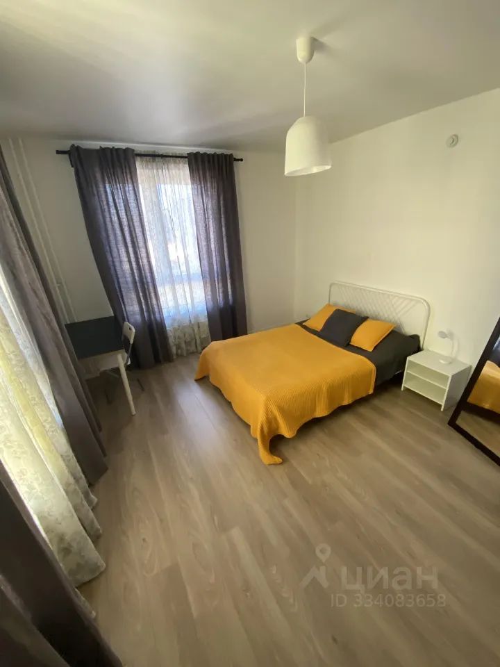 m. Pyatnitskoe shosse: Apartment, 2-rooms