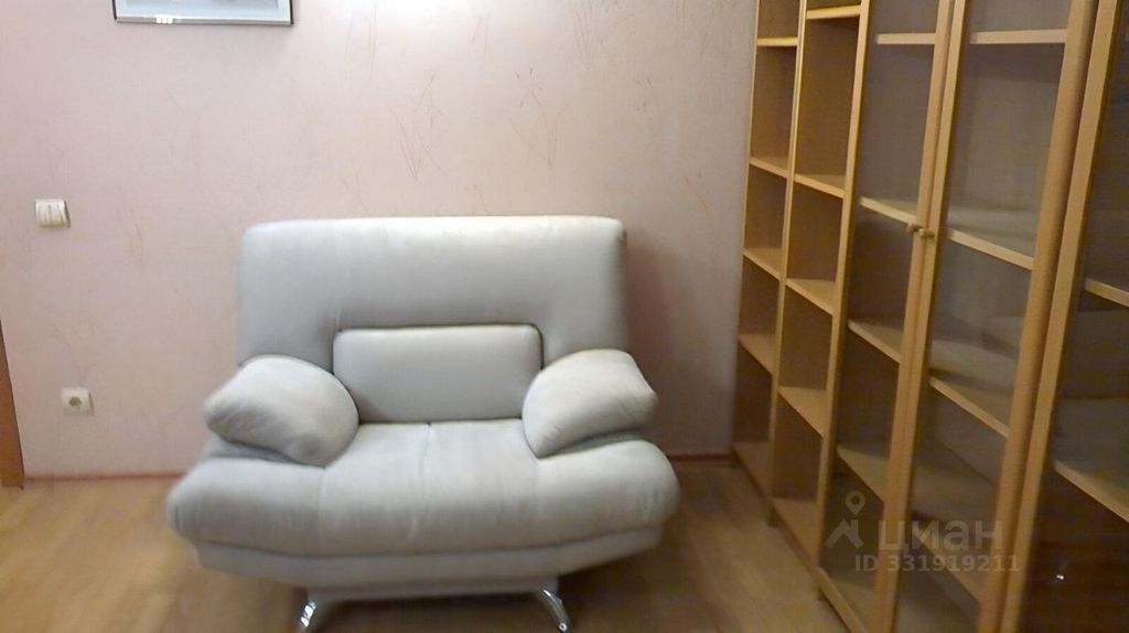 m. Kropotkinskaya: Apartment, 2-rooms
