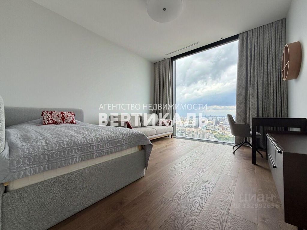 m. Delovoy tsentr (Vystavochnaya): Apartment, 5-rooms