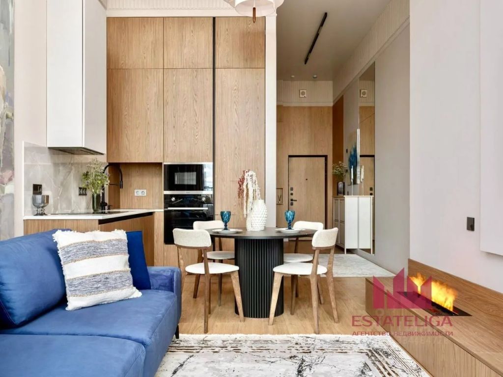 m. Verkhnie Kotly: Apartment, 3-rooms