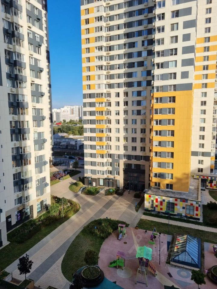 m. Strogino: Apartment, studio