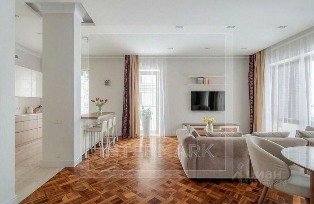 m. Frunzenskaya: Apartment, 4-rooms