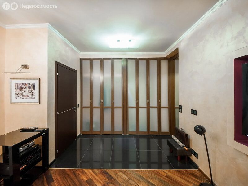 m. Akademicheskaya: Apartment, 3-rooms