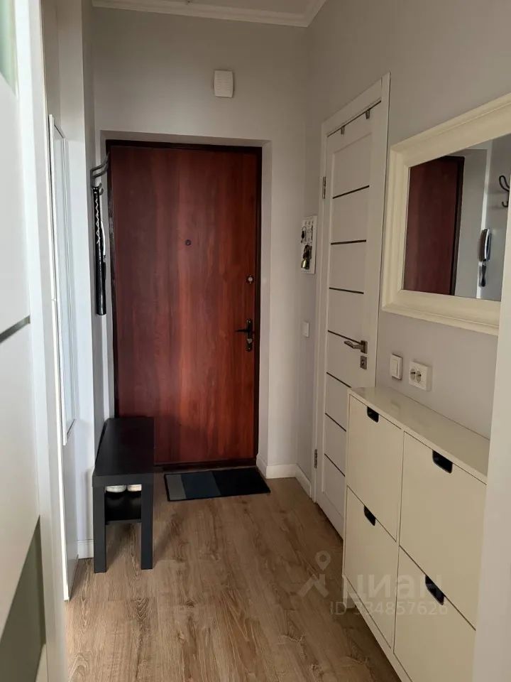 m. Levoberezhnaya: Apartment, 1-rooms