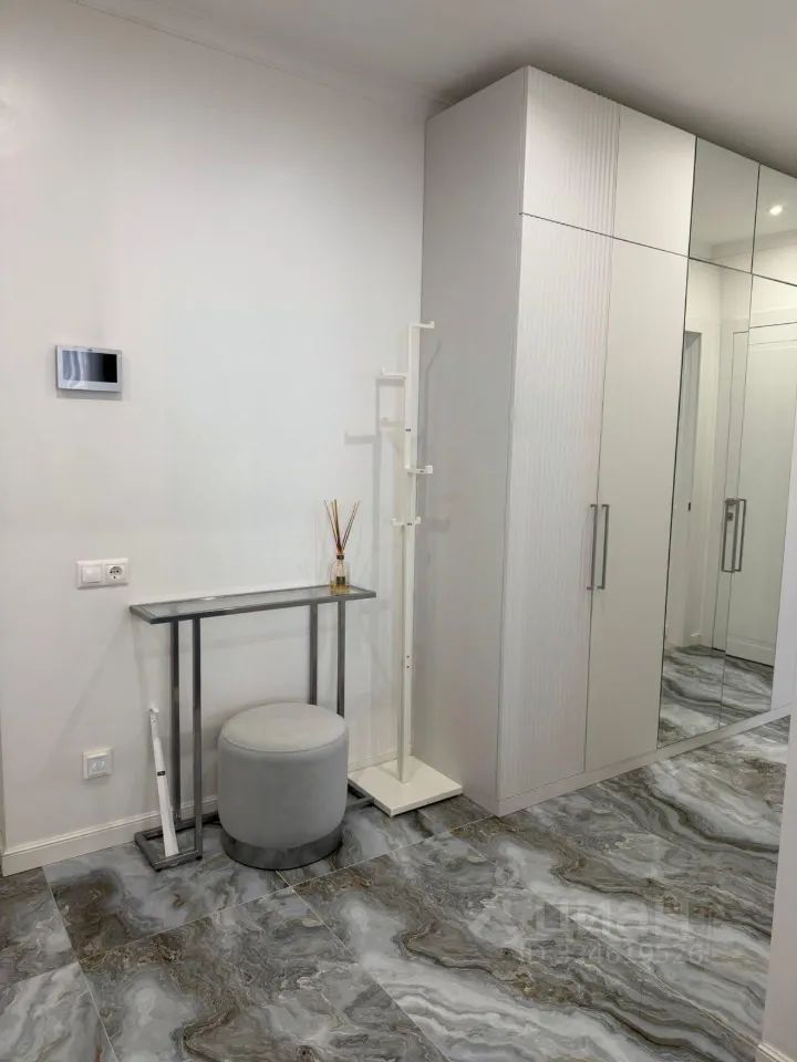 m. Aminyevskaya: Apartment, 2-rooms