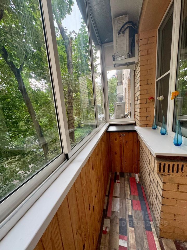 m. Barrikadnaya: Apartment, 2-rooms