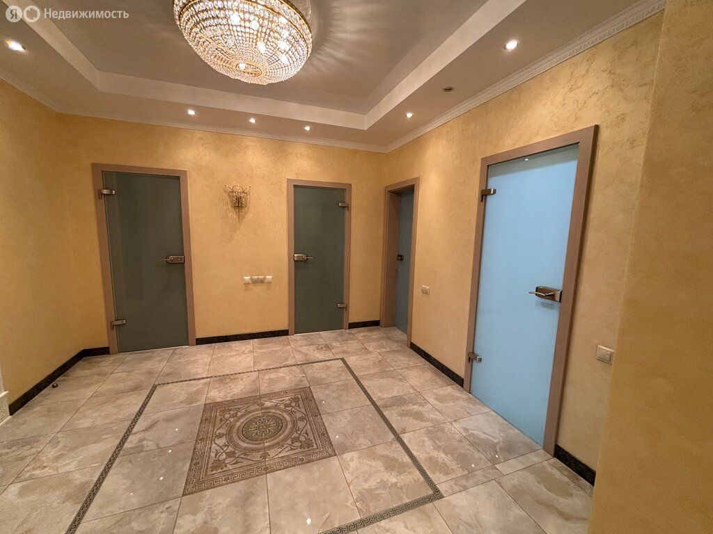 m. Sportivnaya: Apartment, 3-rooms