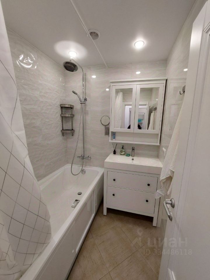 m. Ilyinskaya: Apartment, 2-rooms