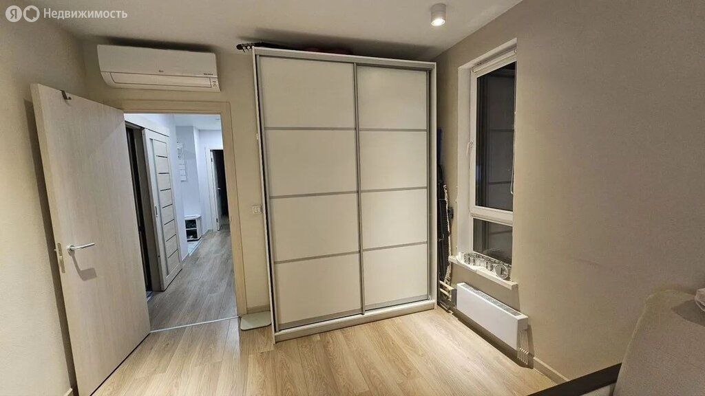 m. Lyublino: Apartment, 2-rooms