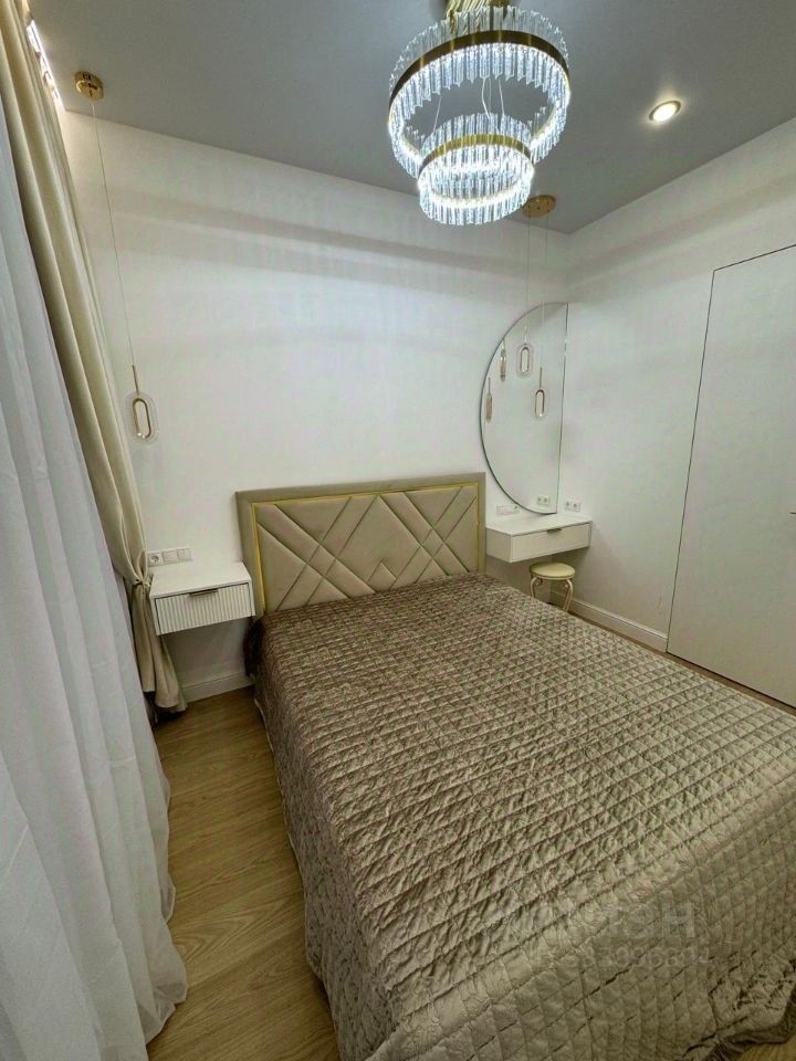 m. Narodnoe Opolchenie: Apartment, 2-rooms