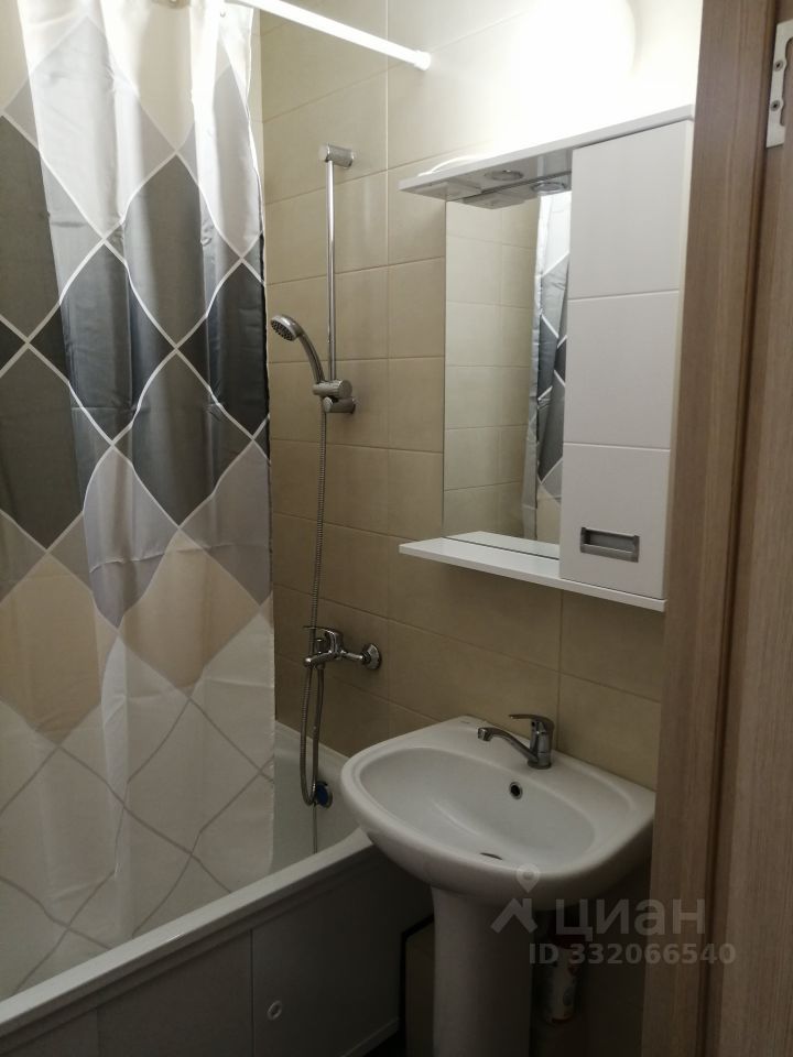 m. Profsoyuznaya: Apartment, 2-rooms