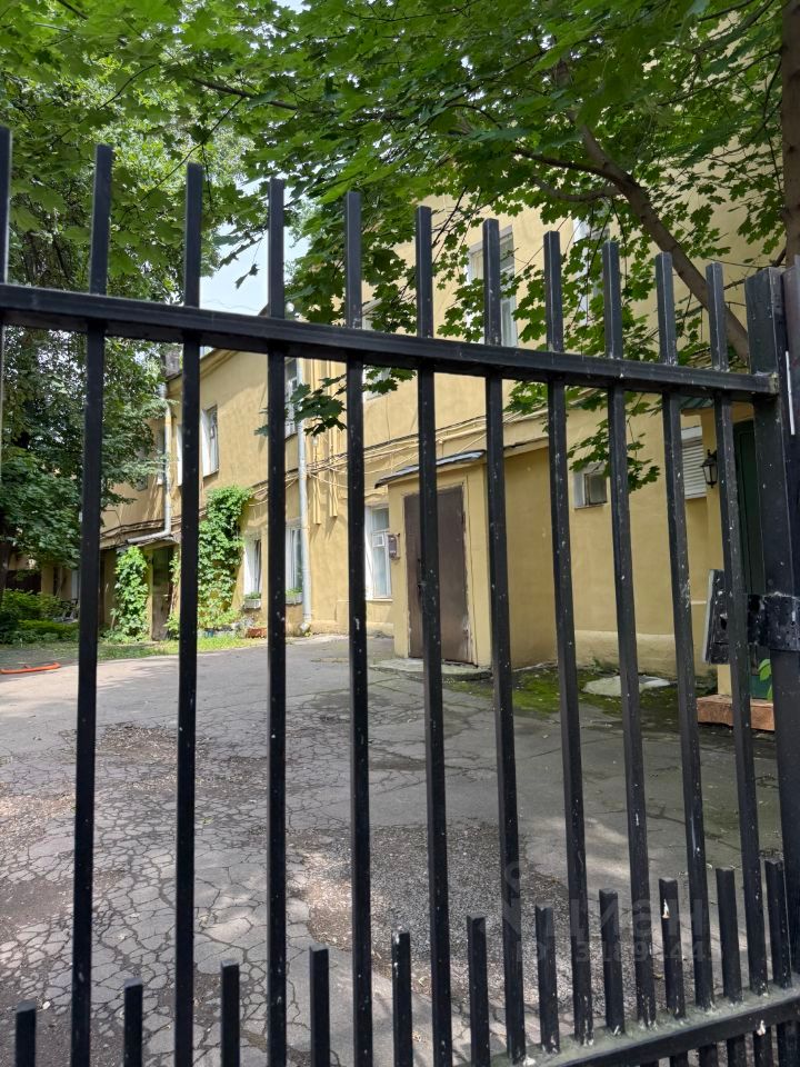 m. Borovitskaya: Apartment, 2-rooms