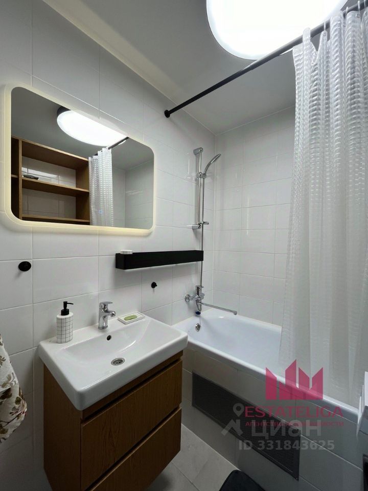 m. Aminyevskaya: Apartment, 2-rooms