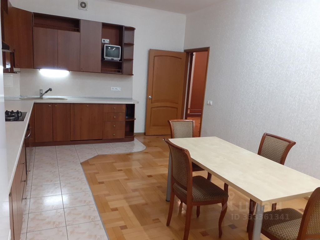 m. Khimki: Apartment, 3-rooms
