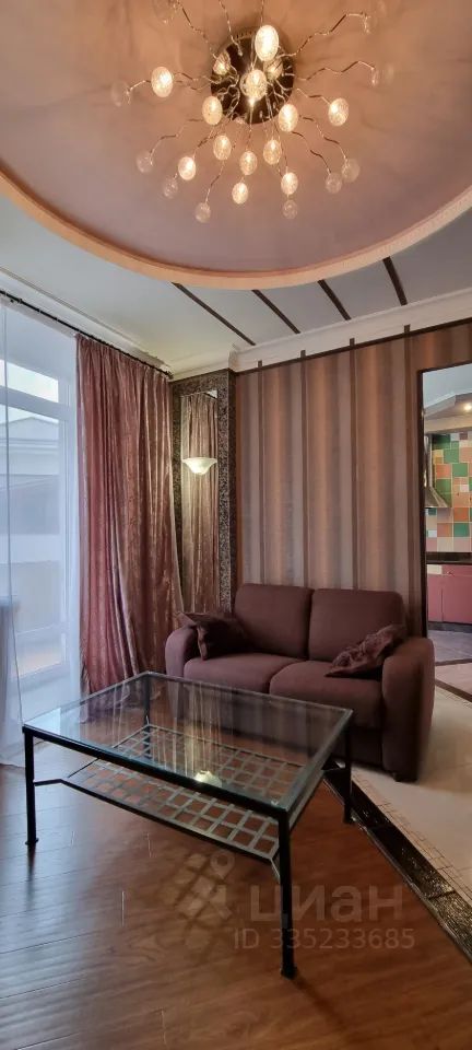 m. Kropotkinskaya: Apartment, 1-rooms