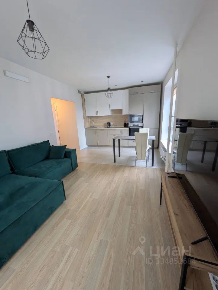 m. Ulitsa Dmitrievskogo: Apartment, 2-rooms