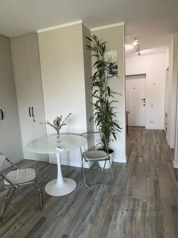 m. Kutuzovskaya: Apartment, studio