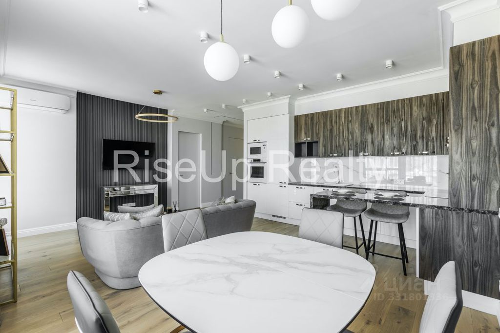 m. Bagrationovskaya: Apartment, 3-rooms