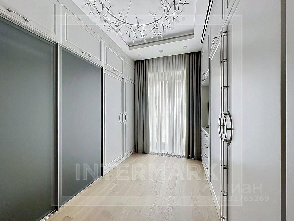 m. Novokuznetskaya: Apartment, 4-rooms