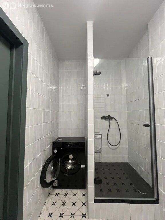 m. ZIL: Apartment, 1-rooms