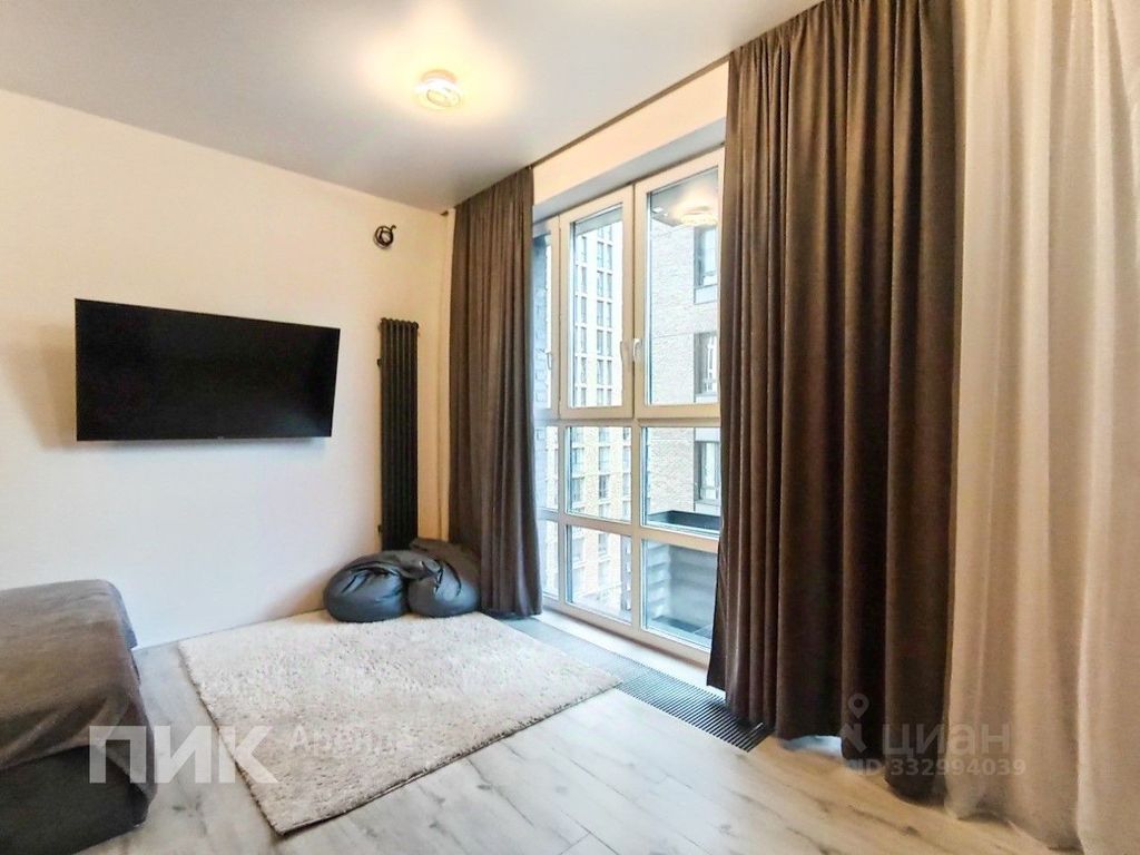 m. Zorge: Apartment, studio