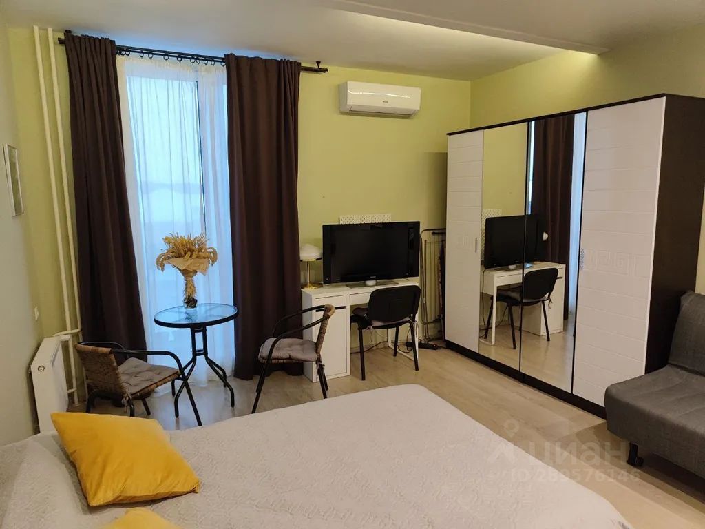 m. Pyatnitskoe shosse: Apartment, studio