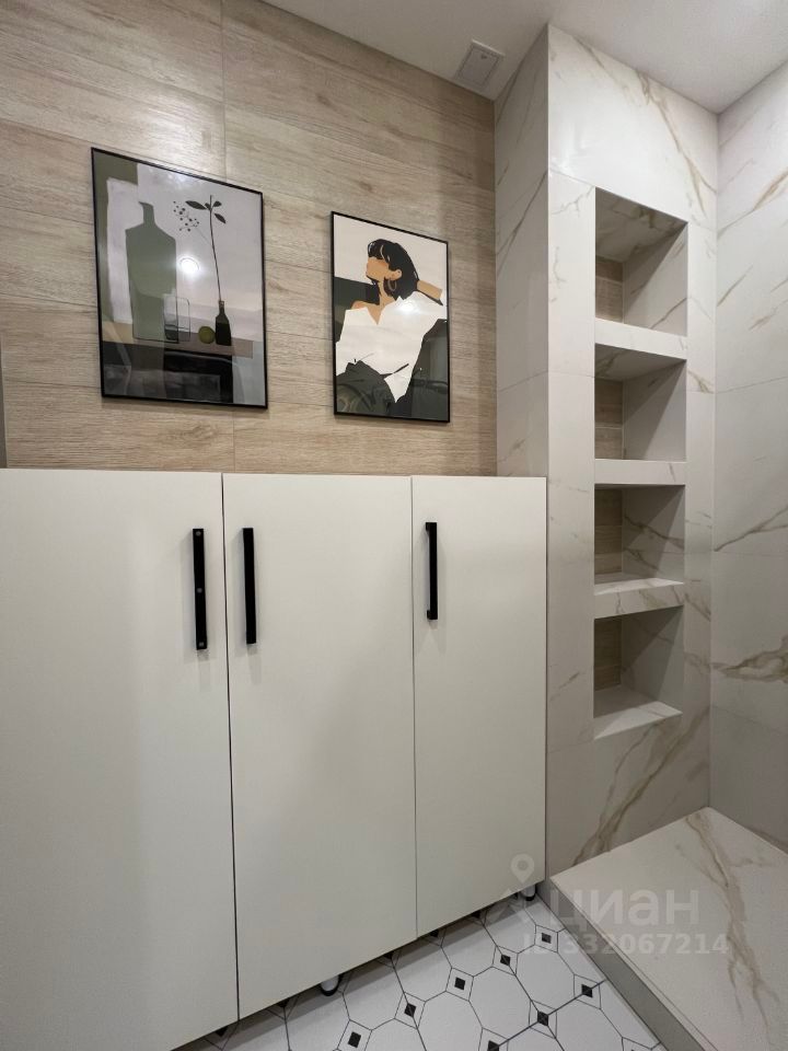m. ZIL: Apartment, 2-rooms