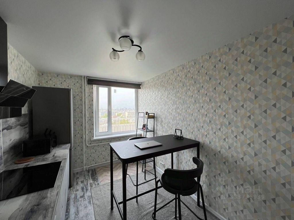 m. Ploschad trekh vokzalov: Apartment, 1-rooms